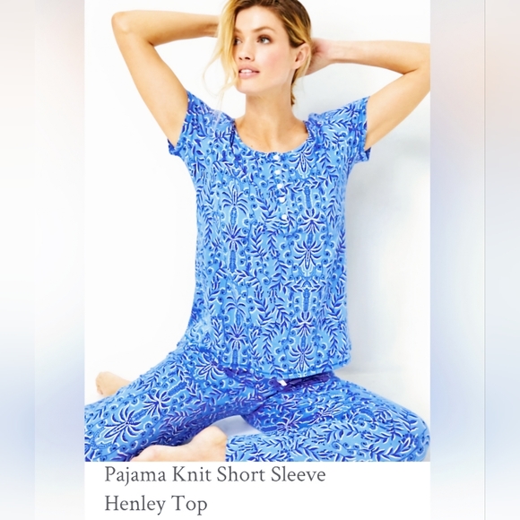 Lilly Pulitzer PJ Henley Top - Picture 4 of 11